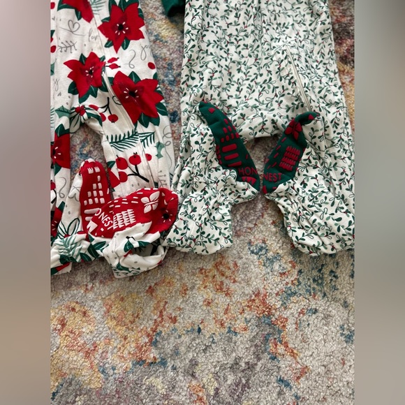 COPY - Christmas Honest footies sleepers 18 mo - Picture 4 of 4